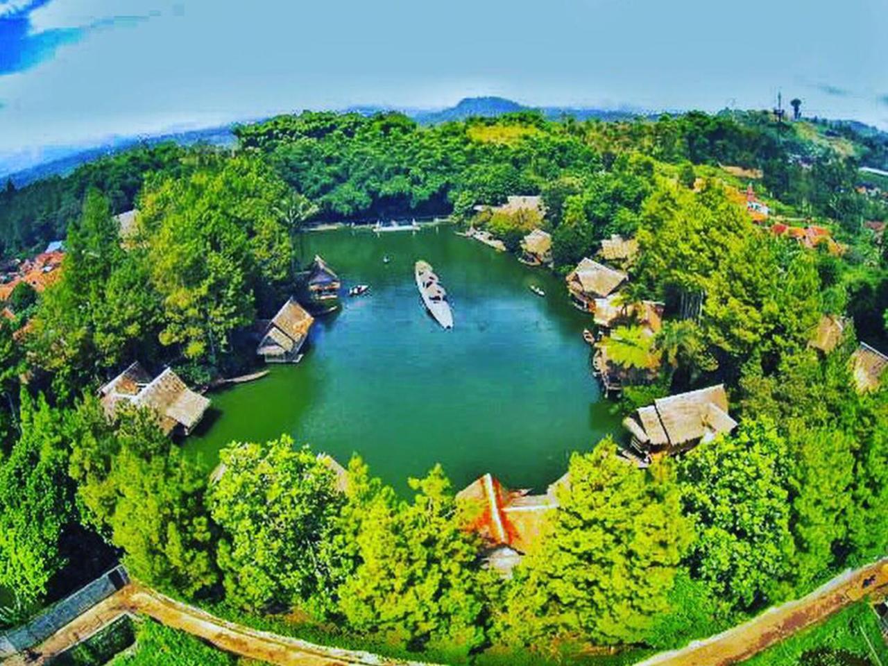 Kampung Sampireun Resort & Spa Garut Buitenkant foto